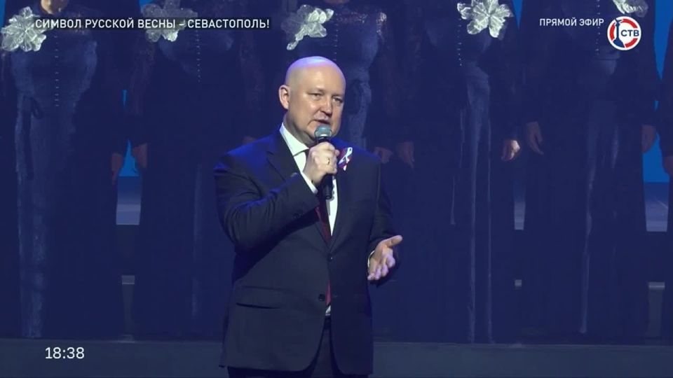 «12 лет назад начался отчет нового времени»: губернатор Михаил Развожаев поздравляет севастопольцев с праздником