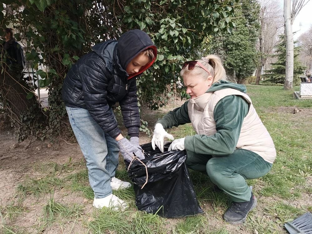 Весна - это не только время пробуждения природы, но и пора наведения чистоты и порядка Весна - это не только время пробуждения природы, но и пора наведения чистоты и порядка
