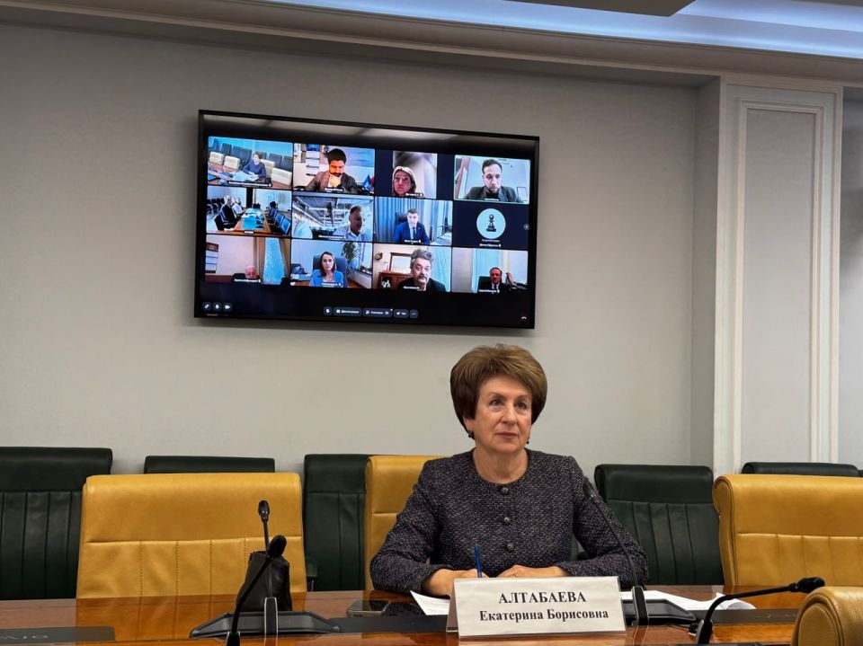 Екатерина Алтабаева: Сегодня приняла участие в совещании Экспертной группы по вопросам совершенствования правового регулирования в области сохранения объектов культурного наследия, созданной в рамках Межведомственной рабочей...