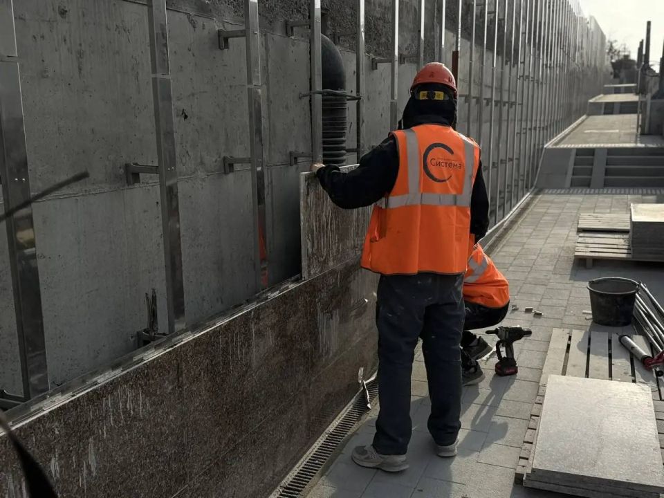 Обновление улицы Адмирала Октябрьского в Севастополе готово на 80%