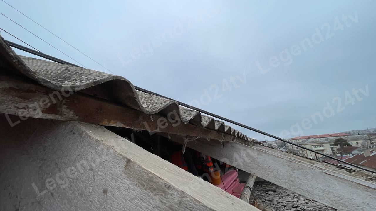 24 крыши капитально отремонтировали с начала года в Севастополе 24 крыши капитально отремонтировали с начала года в Севастополе