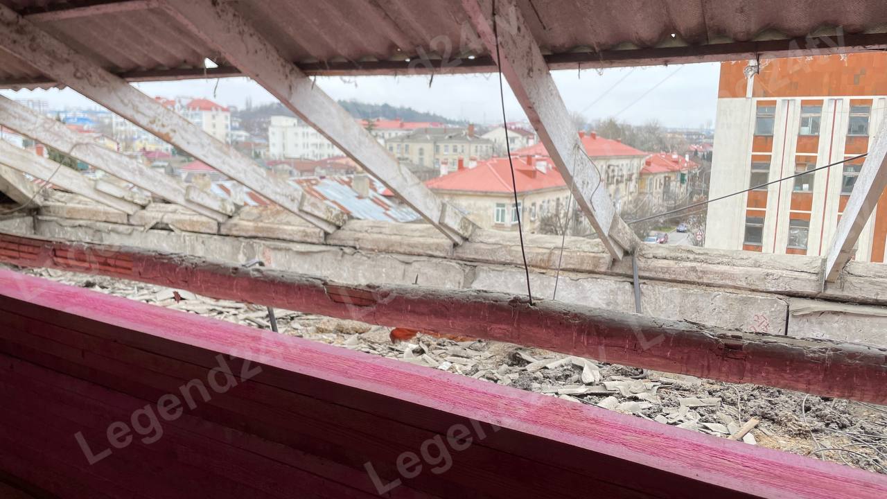 24 крыши капитально отремонтировали с начала года в Севастополе 24 крыши капитально отремонтировали с начала года в Севастополе