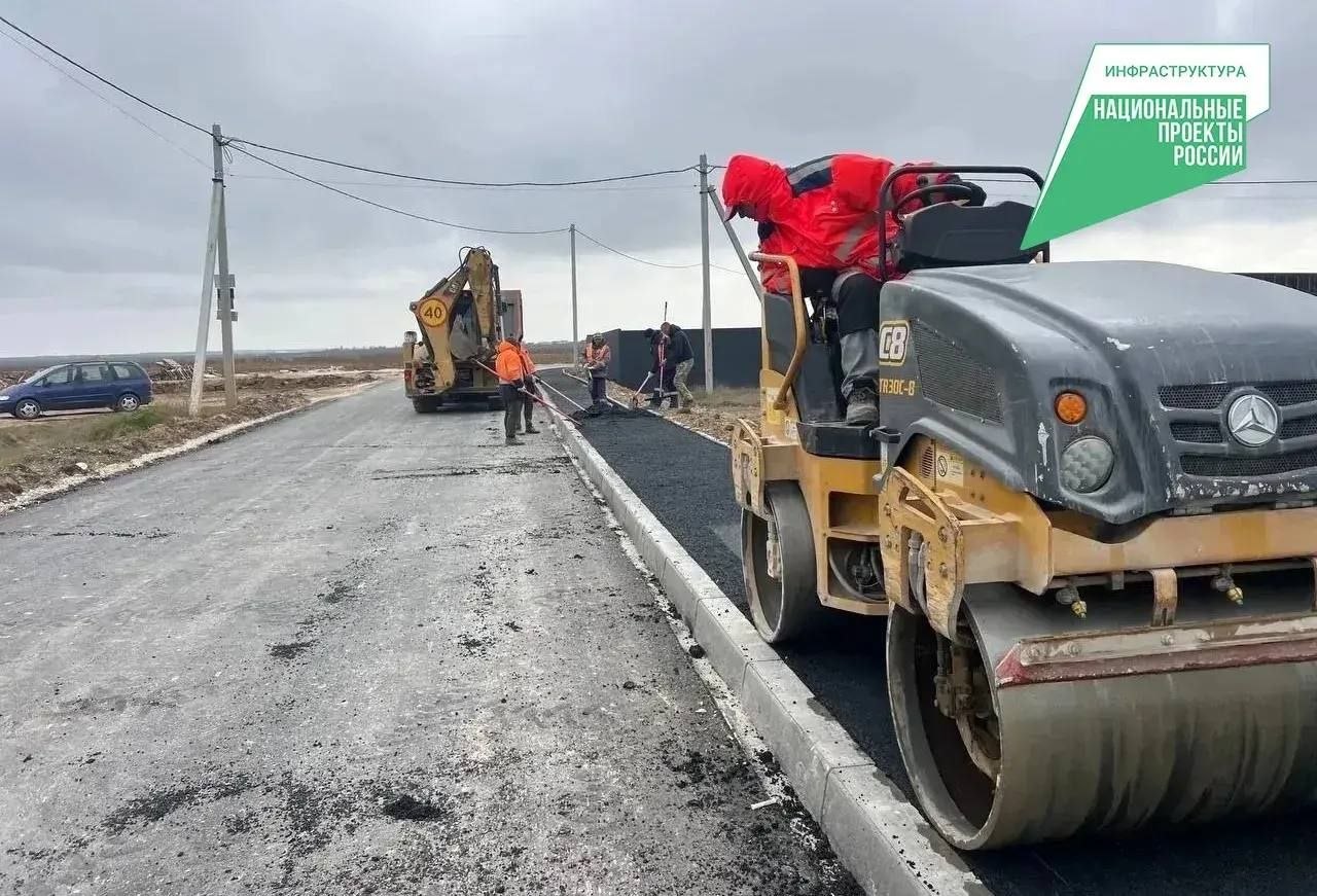 В Севастополе ремонтируют 13 дорог В Севастополе ремонтируют 13 дорог