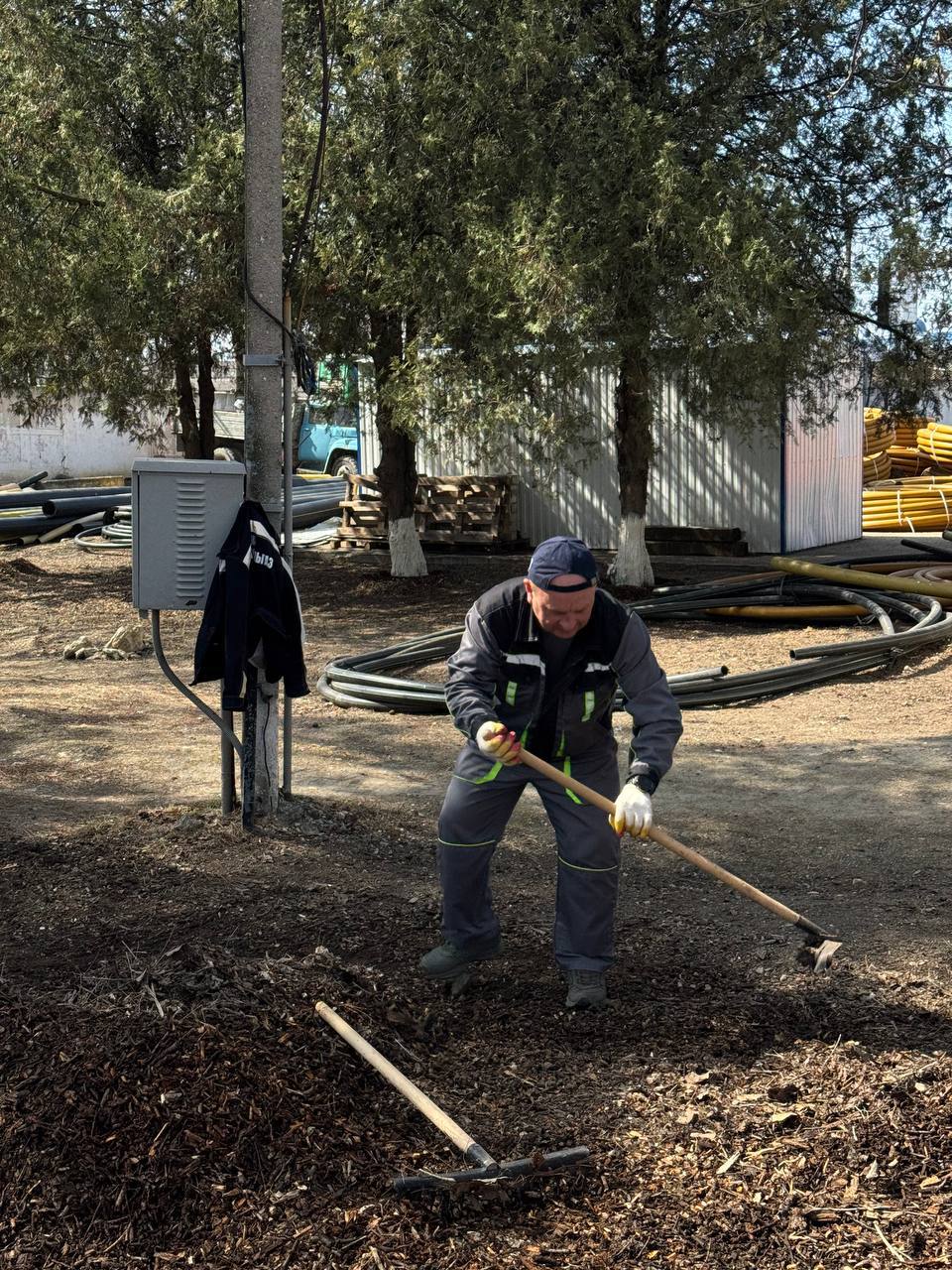 В ГУП «Севастопольгаз» прошёл ежегодный субботник В ГУП «Севастопольгаз» прошёл ежегодный субботник