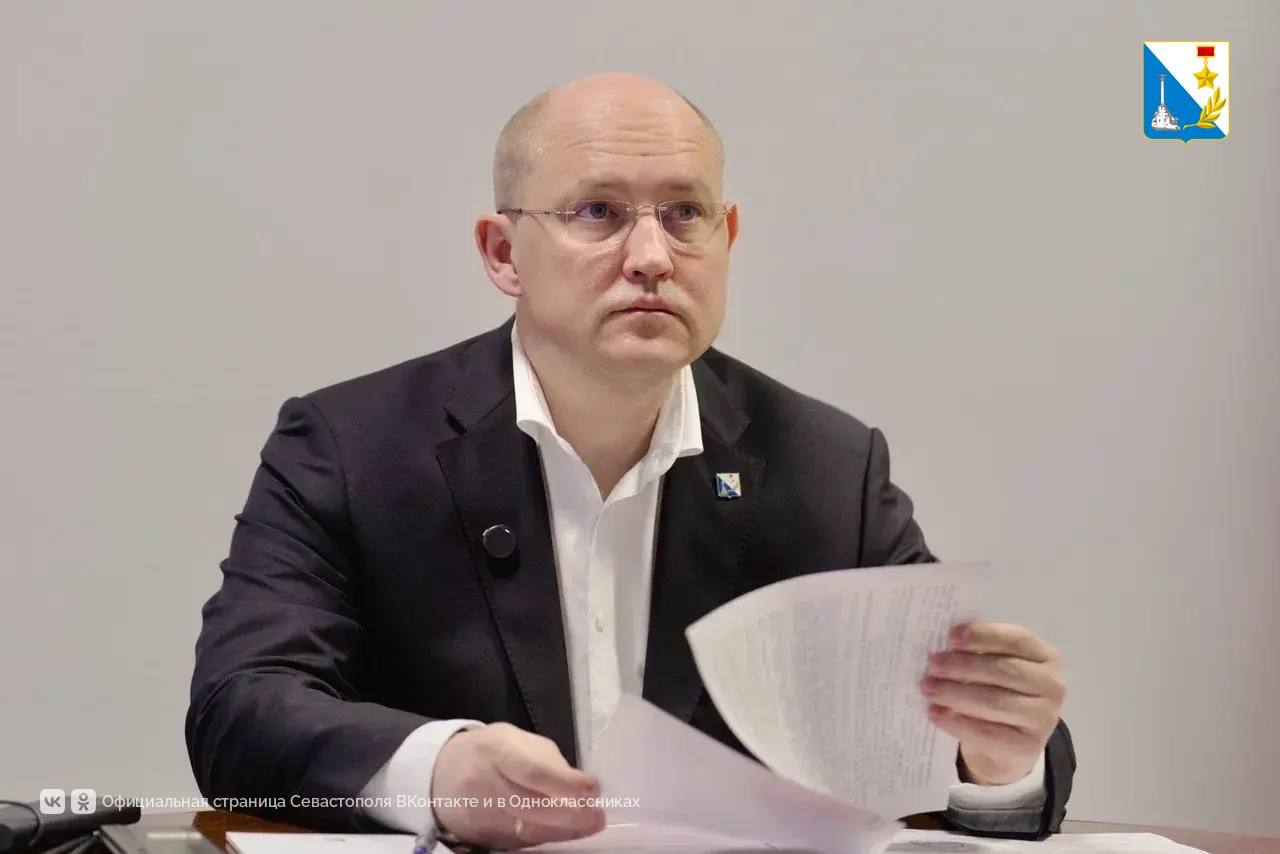 Школе № 48 в Севастополе присвоят имя Юрия Лужкова