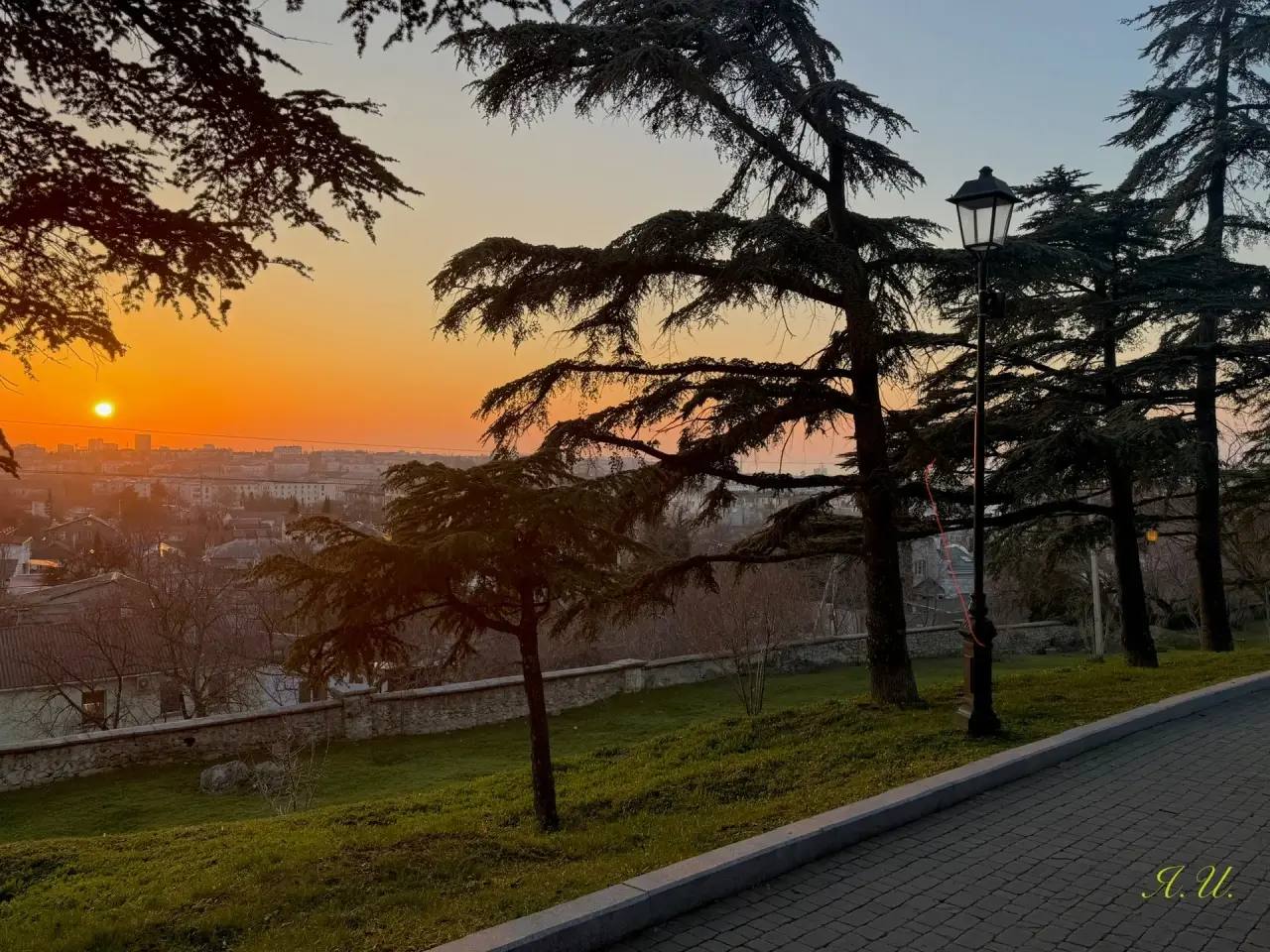 Горсвет: График включения и отключения объектов наружного освещения города Севастополя на текущую неделю: