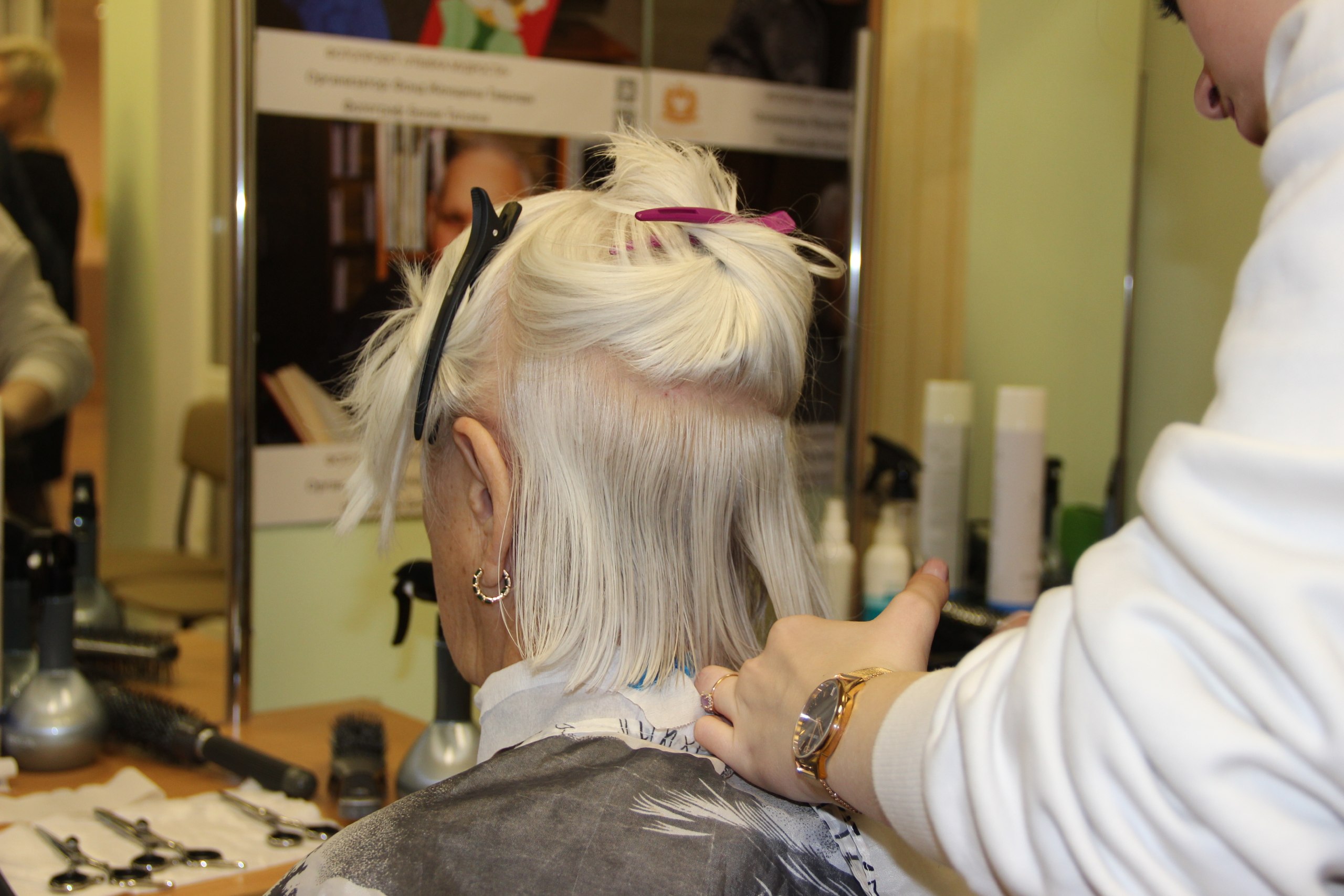 Студенты художественного колледжа подарили красоту подопечным дома-интерната Студенты художественного колледжа подарили красоту подопечным дома-интерната