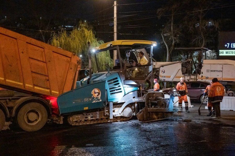 В Севастополе идут работы на улице Вокзальной