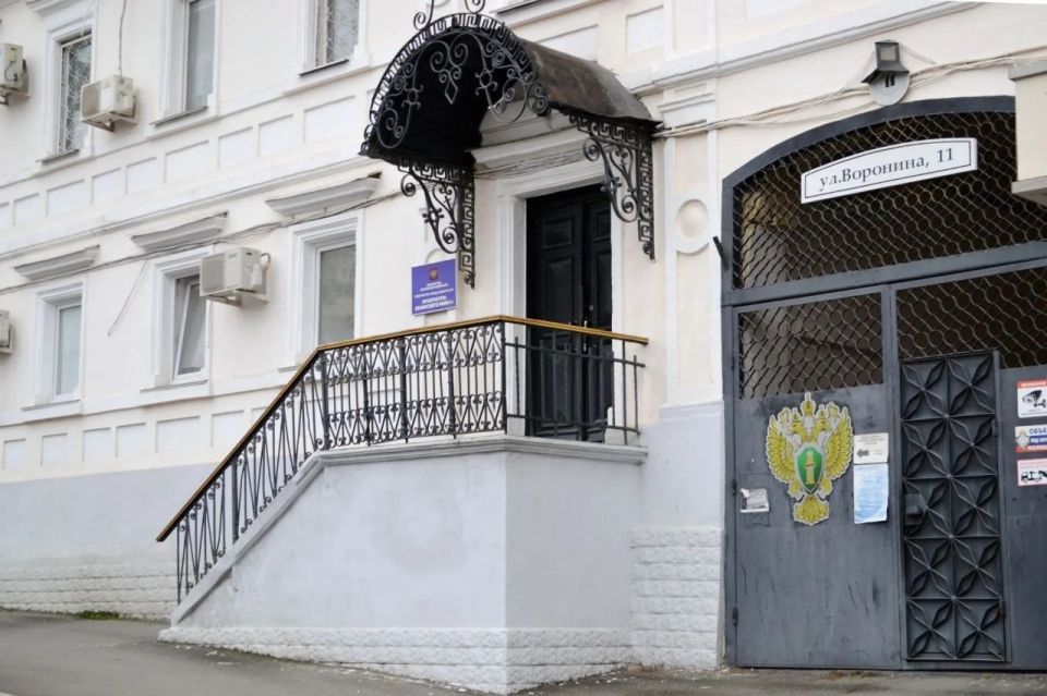 По постановлениям прокуратуры Ленинского района г. Севастополя должностные лица государственных предприятий оштрафованы за нарушение законодательства о контрактной системе в сфере закупок