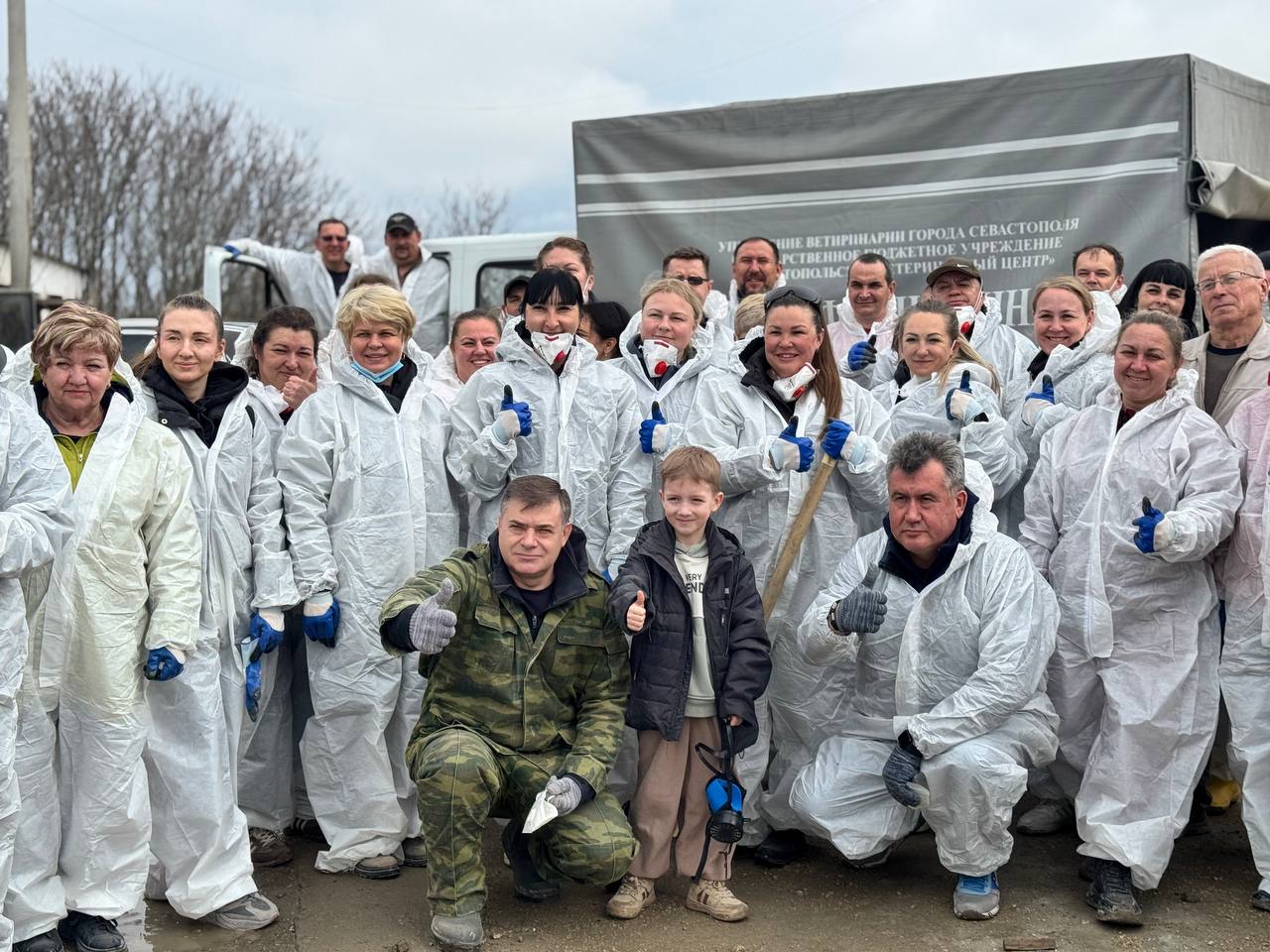 Николай Приставка: Сегодня вместе с коллективом Управления ветеринарии принял участие в общегородском субботнике Николай Приставка: Сегодня вместе с коллективом Управления ветеринарии принял участие в общегородском субботнике