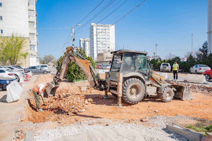 На перекрестке Фадеева и Парковой появятся светофор и новые остановки На перекрестке Фадеева и Парковой появятся светофор и новые остановки