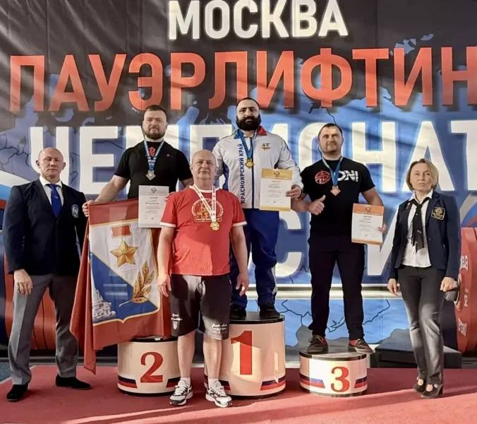 Севастопольские пауэрлифтеры взяли золото и серебро чемпионата России Севастопольские пауэрлифтеры взяли золото и серебро чемпионата России