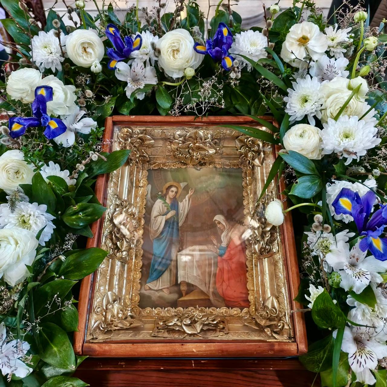 Николай Приставка: Дорогие севастопольцы! Сердечно поздравляю вас со светлым православным праздником — Благовещением Пресвятой Богородицы!