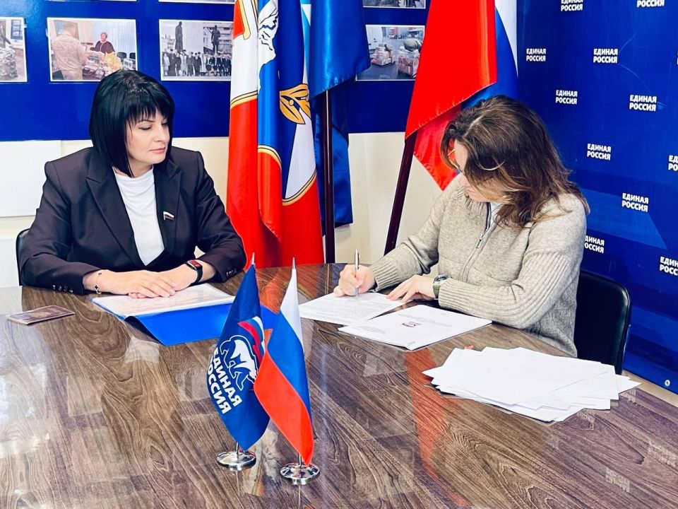 Татьяна Лобач: Сегодня я подала документы для участия в предварительном голосовании партии «Единая Россия» в качестве кандидата в депутаты Государственной Думы