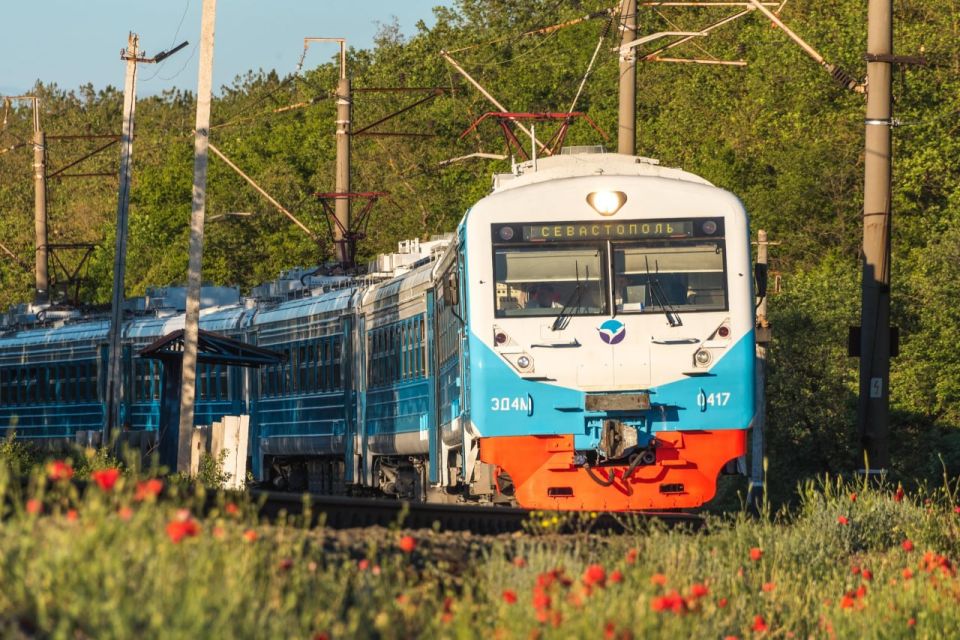 С 11 апреля в Крыму повысят стоимость проезда в пригородных поездах