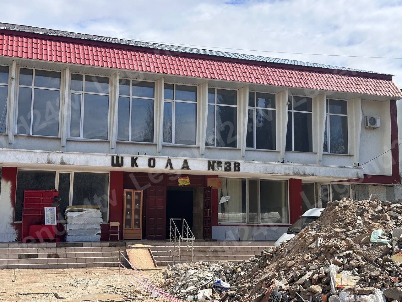 Капитальный ремонт школы №38 выполнили на 25%