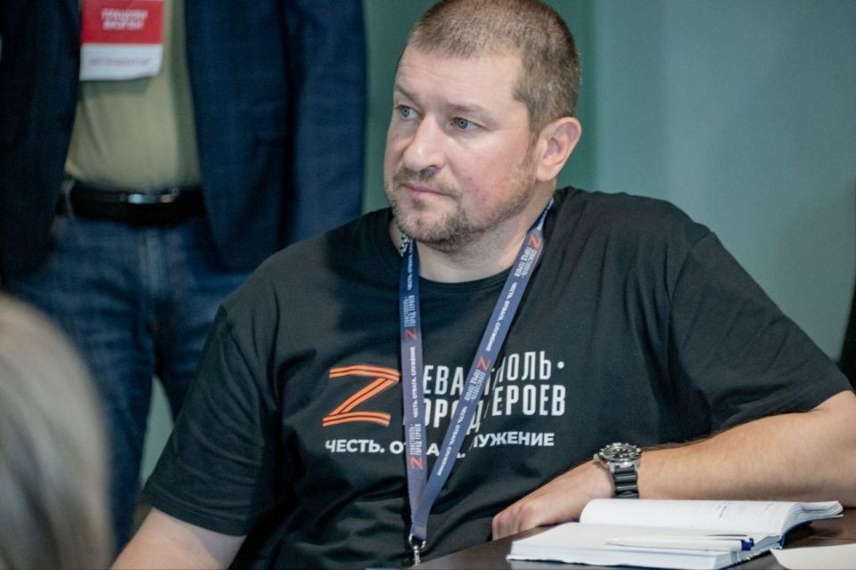 Татьяна Лобач: Сегодня провела семинар для участников образовательной программы «Севастополь – город героев» в рамках третьего очного модуля Татьяна Лобач: Сегодня провела семинар для участников образовательной программы «Севастополь – город героев» в рамках третьего очного модуля