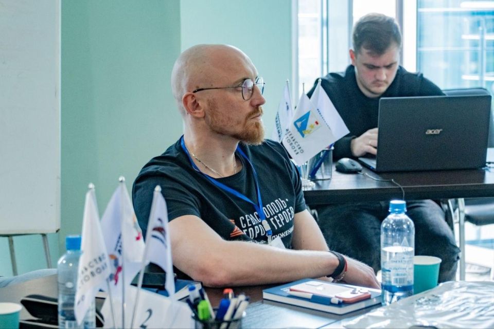 Татьяна Лобач: Сегодня провела семинар для участников образовательной программы «Севастополь – город героев» в рамках третьего очного модуля Татьяна Лобач: Сегодня провела семинар для участников образовательной программы «Севастополь – город героев» в рамках третьего очного модуля