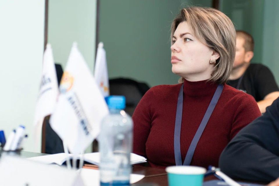 Татьяна Лобач: Сегодня провела семинар для участников образовательной программы «Севастополь – город героев» в рамках третьего очного модуля Татьяна Лобач: Сегодня провела семинар для участников образовательной программы «Севастополь – город героев» в рамках третьего очного модуля