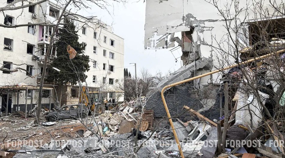 Как идёт восстановление поврежденных взрывом домов на ул. Корчагина: