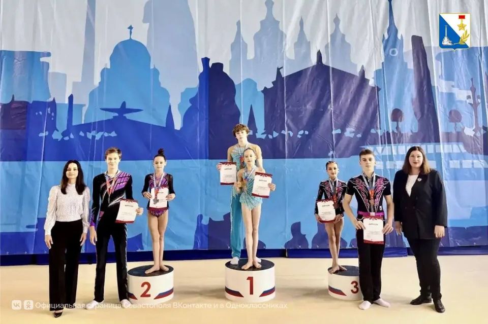 Севастопольские акробаты завоевали бронзу на всероссийских соревнованиях в Волгограде