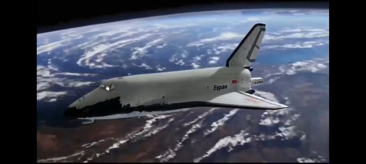 А ещё сегодня поздравляем с днём космонавтики и напоминаем о проекте «Буран»