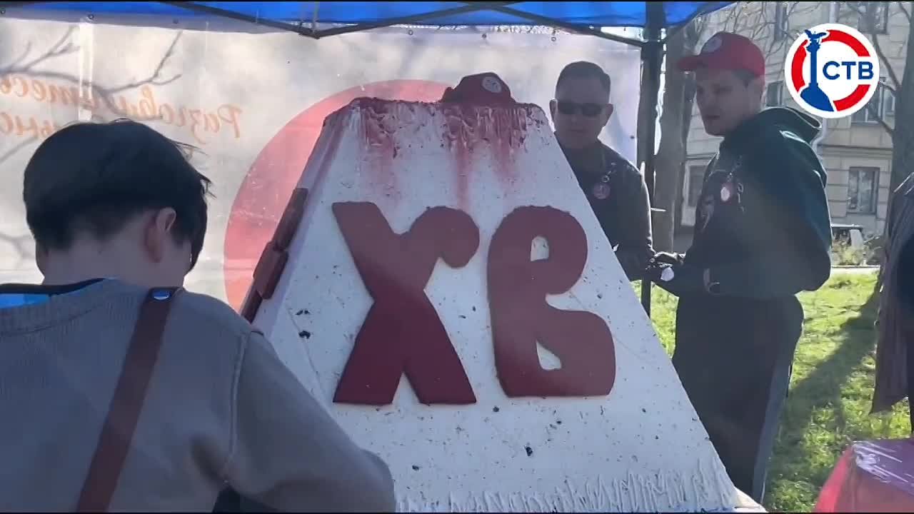 В Севастополе проходит благотворительная Пасхальная ярмарка