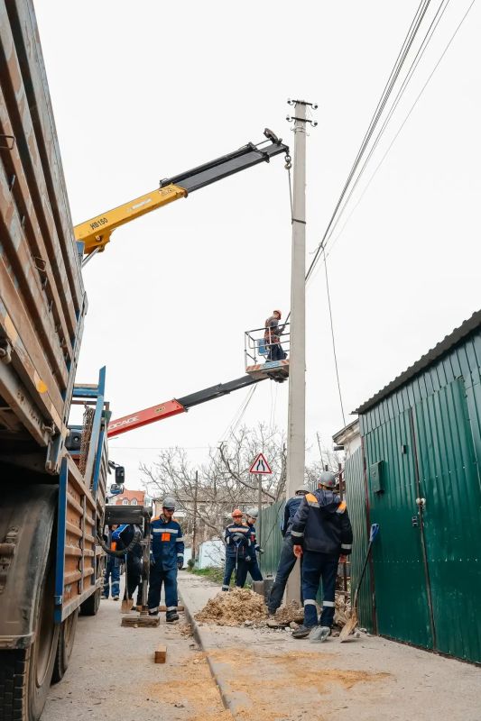 В Нахимовском и Балаклавском районах модернизируют линии электропередачи В Нахимовском и Балаклавском районах модернизируют линии электропередачи