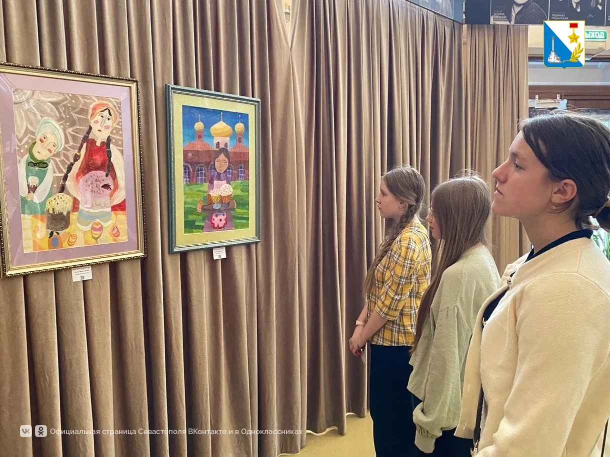 В театре юного зрителя открылась выставка детского рисунка «Пасхальный Благовест» В театре юного зрителя открылась выставка детского рисунка «Пасхальный Благовест»