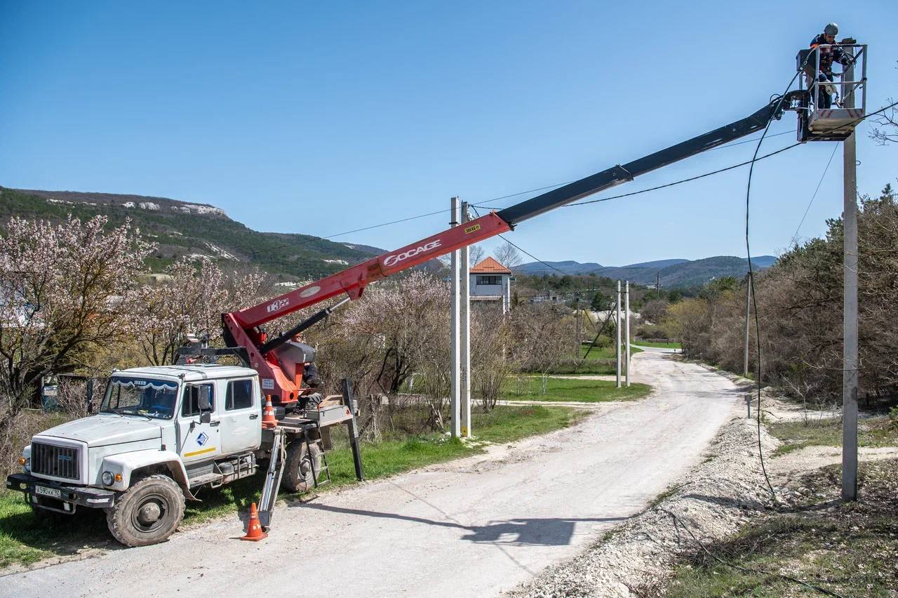 «Севастопольэнерго» продолжает плановые работы по обновлению энергетической системы города «Севастопольэнерго» продолжает плановые работы по обновлению энергетической системы города