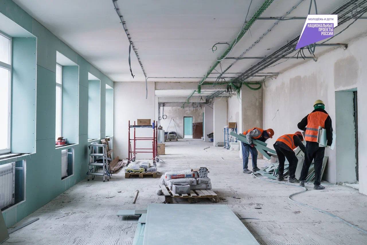 Михаил Развожаев: Капитальный ремонт школы №34 имени Александра Шостака выполнен на 70% Михаил Развожаев: Капитальный ремонт школы №34 имени Александра Шостака выполнен на 70%