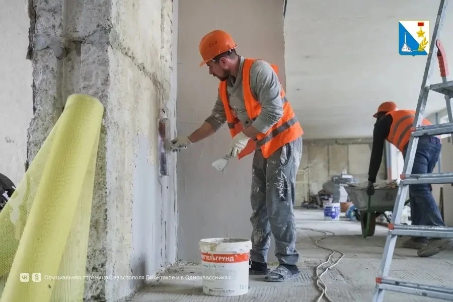 Реконструкция школы № 34 выполнена на 70% Реконструкция школы № 34 выполнена на 70%