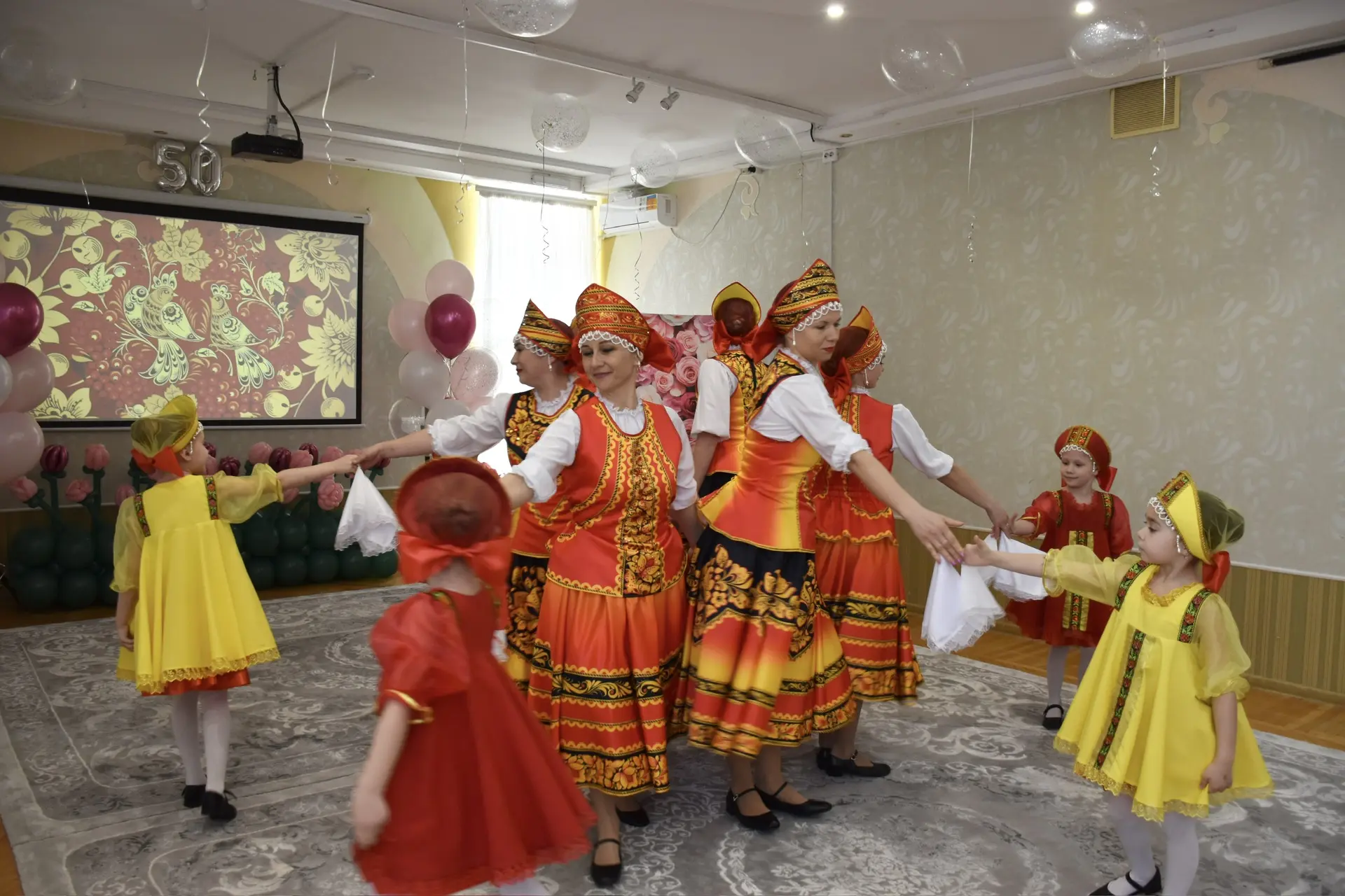 Детский сад №67 «Сказка» отметил 50-летие Детский сад №67 «Сказка» отметил 50-летие