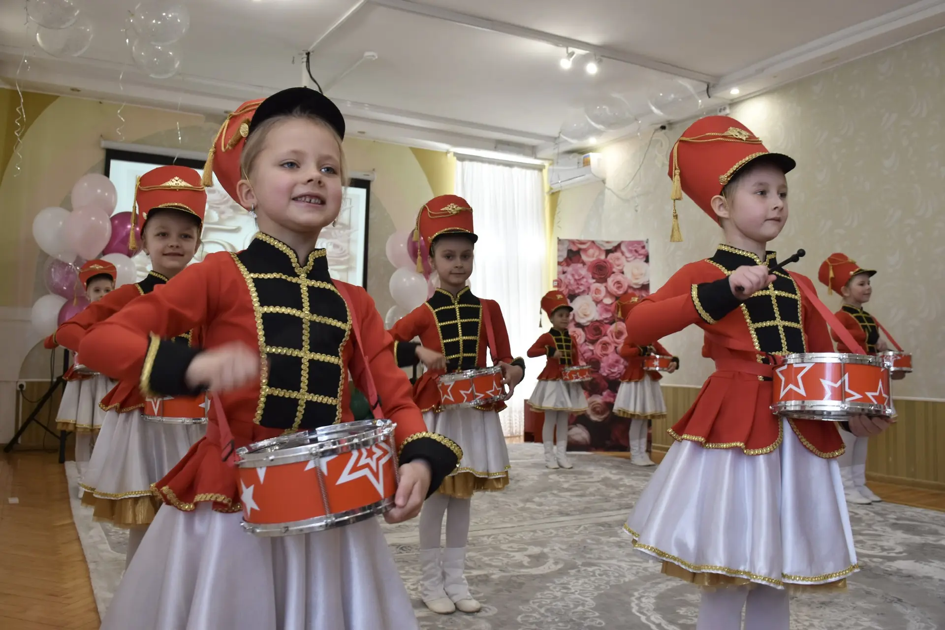 Детский сад №67 «Сказка» отметил 50-летие Детский сад №67 «Сказка» отметил 50-летие