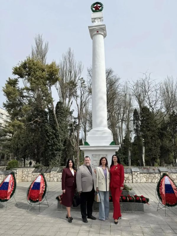Сегодня для севастопольцев и, в первую очередь, для жителей Балаклавы особенный и святой день — 82-я годовщина освобождения Балаклавы от немецко-фашистских захватчиков