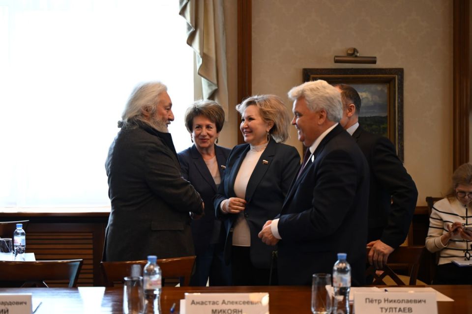 Екатерина Алтабаева: Сегодня приняла участие в совещании по правоприменению закона о произведениях, правообладатели которых неизвестны Екатерина Алтабаева: Сегодня приняла участие в совещании по правоприменению закона о произведениях, правообладатели которых неизвестны
