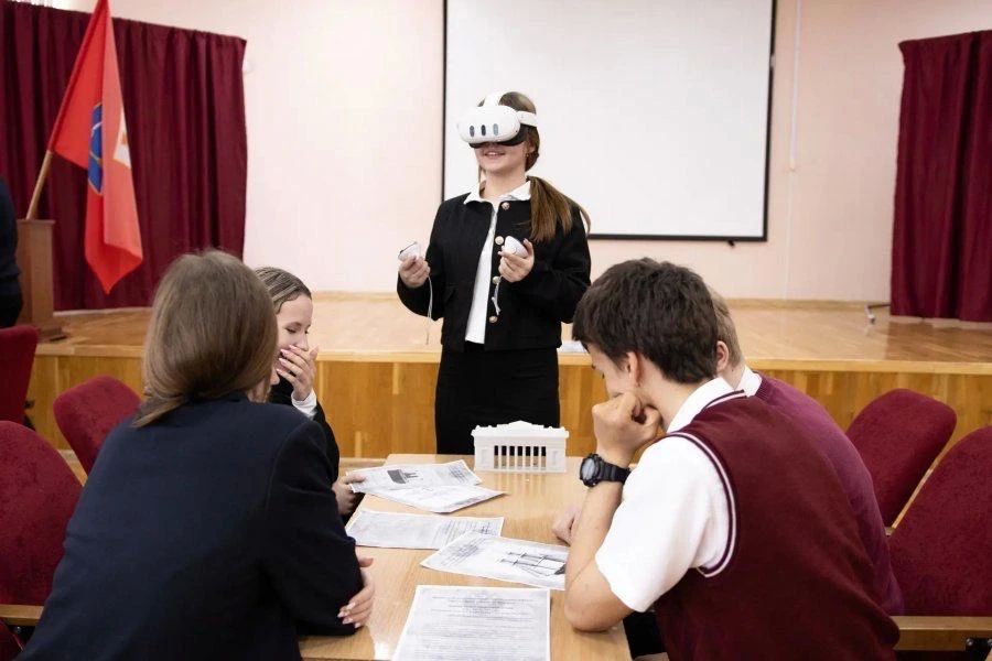 Для учеников 5-11 классов провели интерактивные мастер-классы по 3D-моделированию Для учеников 5-11 классов провели интерактивные мастер-классы по 3D-моделированию