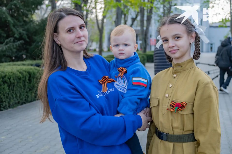 В Севастополе стартовала акция «Георгиевская ленточка»: волонтёры раздадут 90 тысяч символов Победы В Севастополе стартовала акция «Георгиевская ленточка»: волонтёры раздадут 90 тысяч символов Победы