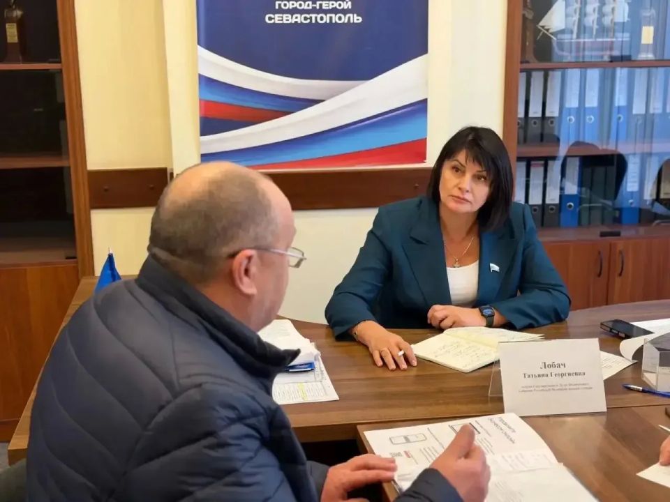 Михаил Развожаев: Сегодня севастопольскому отделению «Единой России» и Общественной приёмной Председателя партии Дмитрия Анатольевича Медведева исполнилось 12 лет Михаил Развожаев: Сегодня севастопольскому отделению «Единой России» и Общественной приёмной Председателя партии Дмитрия Анатольевича Медведева исполнилось 12 лет