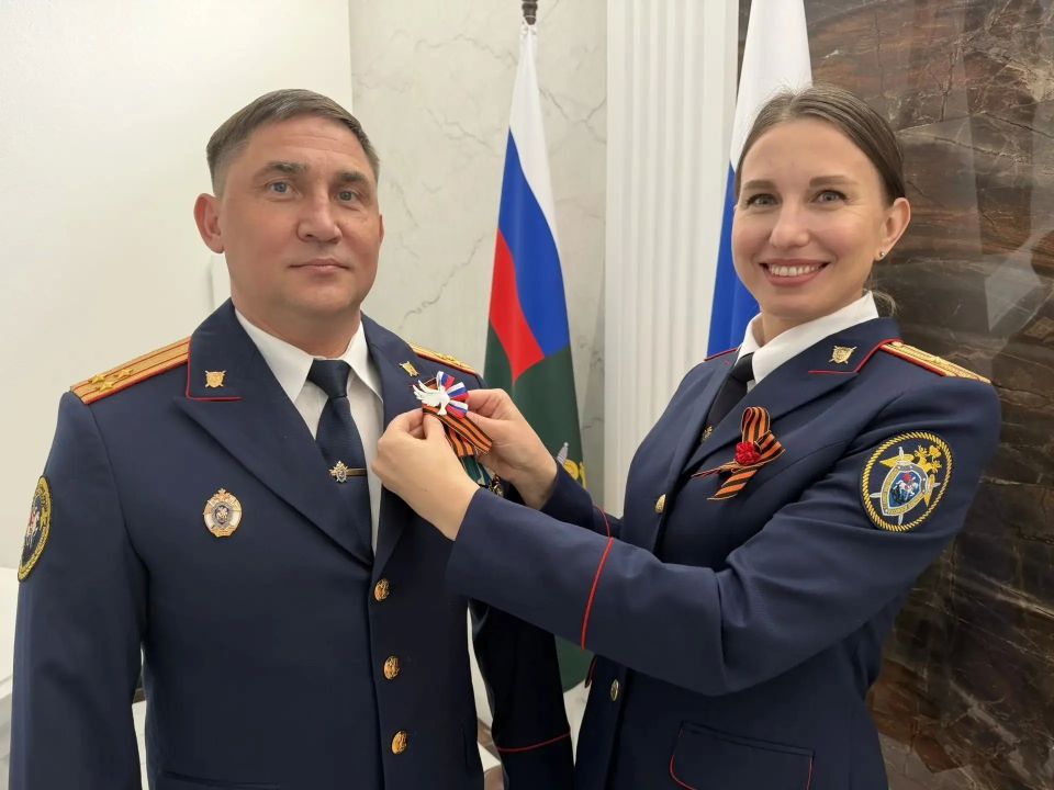 Георгиевская лента как символ подвига! Офицеры Главного следственного управления по Крыму и Севастополю присоединились к Всероссийской акции в честь Дня Великой Победы Георгиевская лента как символ подвига! Офицеры Главного следственного управления по Крыму и Севастополю присоединились к Всероссийской акции в честь Дня Великой Победы