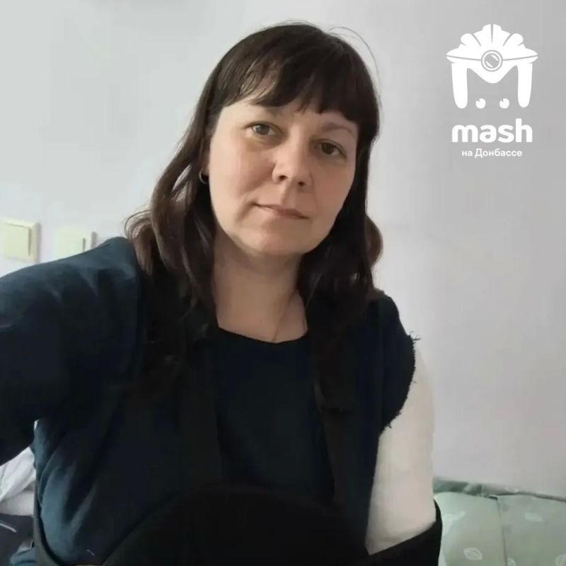 Ранена руководитель гуманитарной миссии из Севастополя — украинские беспилотники атаковали машину волонтеров в ДНР Ранена руководитель гуманитарной миссии из Севастополя — украинские беспилотники атаковали машину волонтеров в ДНР