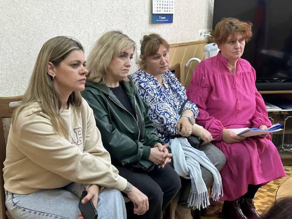 Провел ежемесячный приём граждан Провел ежемесячный приём граждан