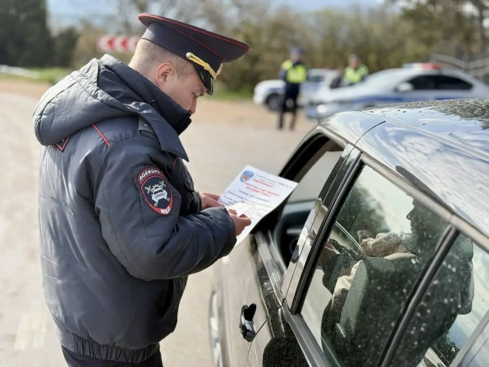 Госавтоинспекция Севастополя проверила, как соблюдают ПДД на дорогах города начинающие водители Госавтоинспекция Севастополя проверила, как соблюдают ПДД на дорогах города начинающие водители