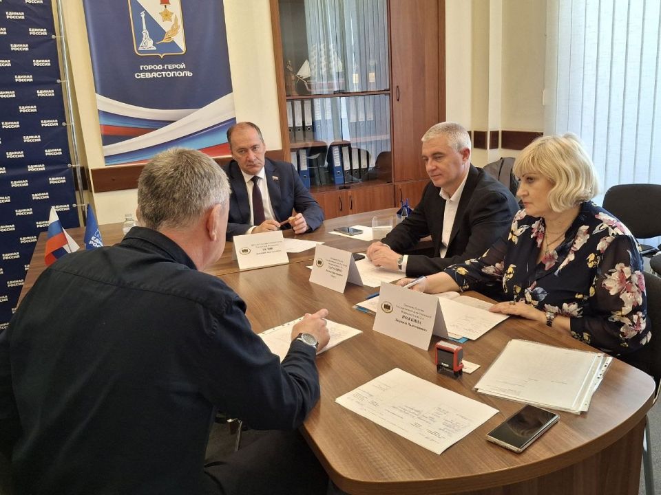 Дмитрий Белик: В рамках региональной недели провел прием граждан по вопросам старшего поколения Дмитрий Белик: В рамках региональной недели провел прием граждан по вопросам старшего поколения