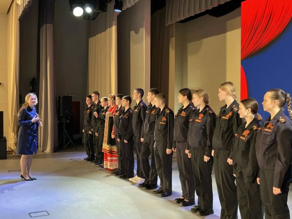 В Севастопольском кадетском корпусе Следственного комитета Российской Федерации имени В.И. Истомина проведён цикл мероприятий с участием представителя управления общественно-политической работы СК России В Севастопольском кадетском корпусе Следственного комитета Российской Федерации имени В.И. Истомина проведён цикл мероприятий с участием представителя управления общественно-политической работы СК России