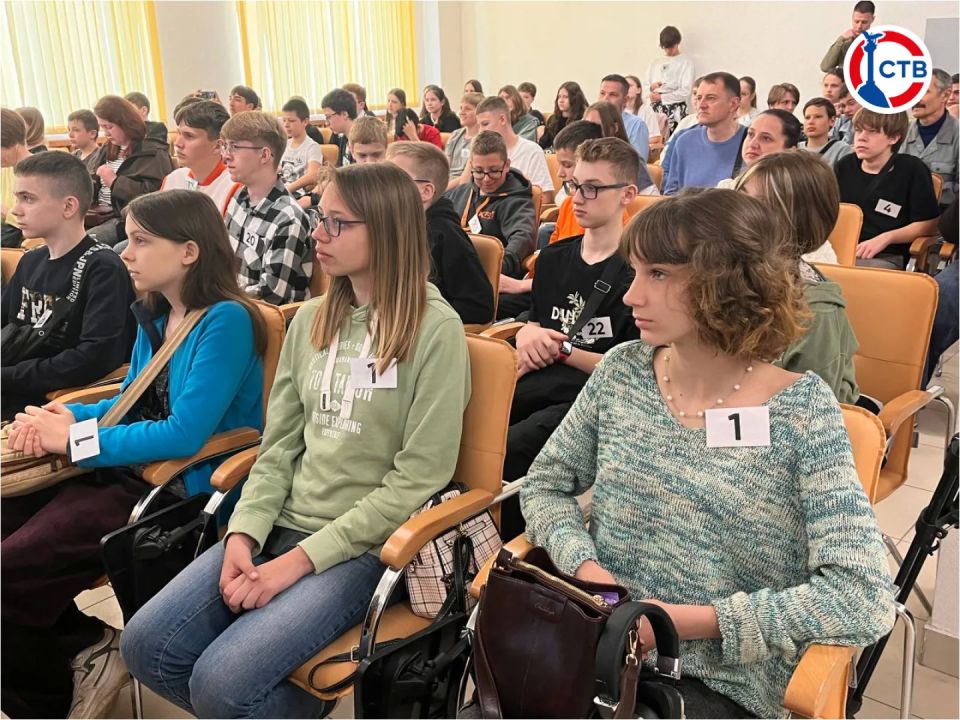 В Севастополе стартовал фестиваль юных изобретателей В Севастополе стартовал фестиваль юных изобретателей