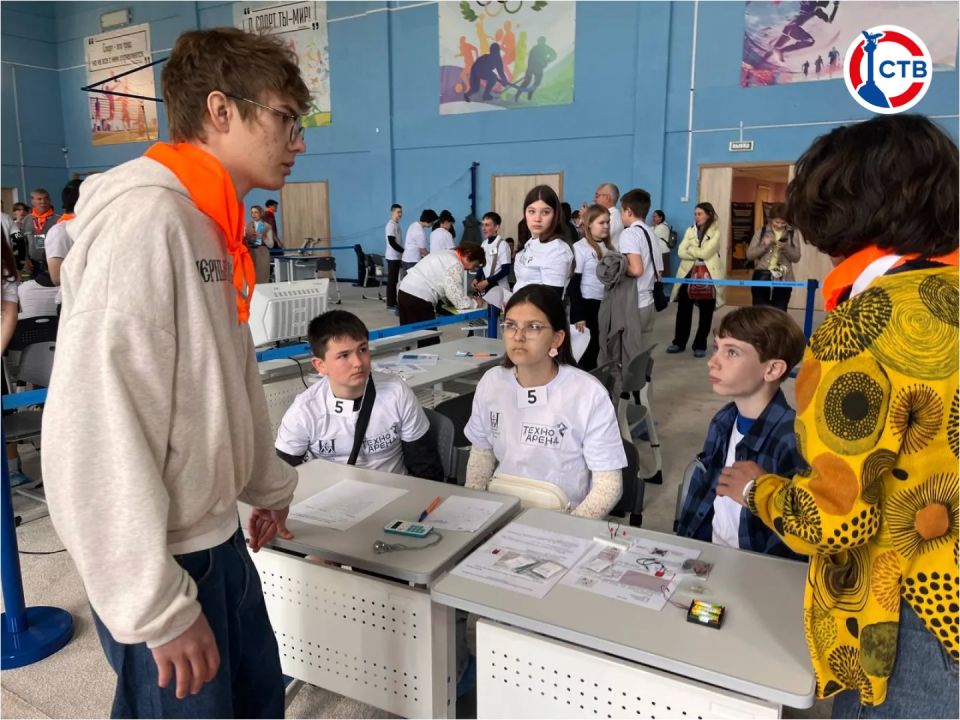 В Севастополе стартовал фестиваль юных изобретателей В Севастополе стартовал фестиваль юных изобретателей