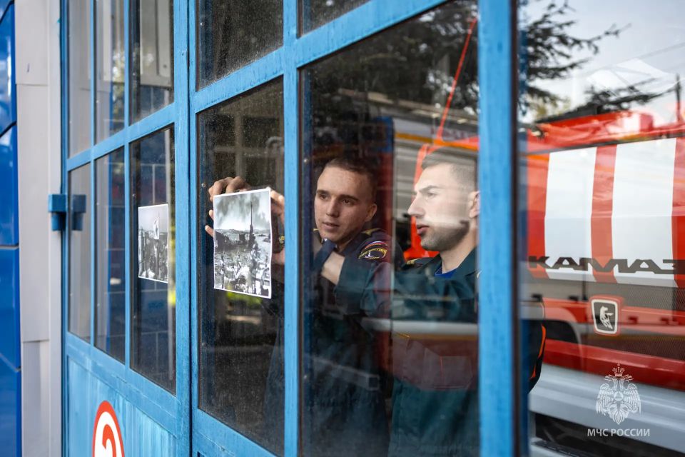 Глядя в Окна Победы. Мы стоим на пороге священных для страны торжеств: 82-летия со дня освобождения Севастополя от немецко-фашистских захватчиков и 81-й годовщины Победы в Великой Отечественной войне Глядя в Окна Победы. Мы стоим на пороге священных для страны торжеств: 82-летия со дня освобождения Севастополя от немецко-фашистских захватчиков и 81-й годовщины Победы в Великой Отечественной войне