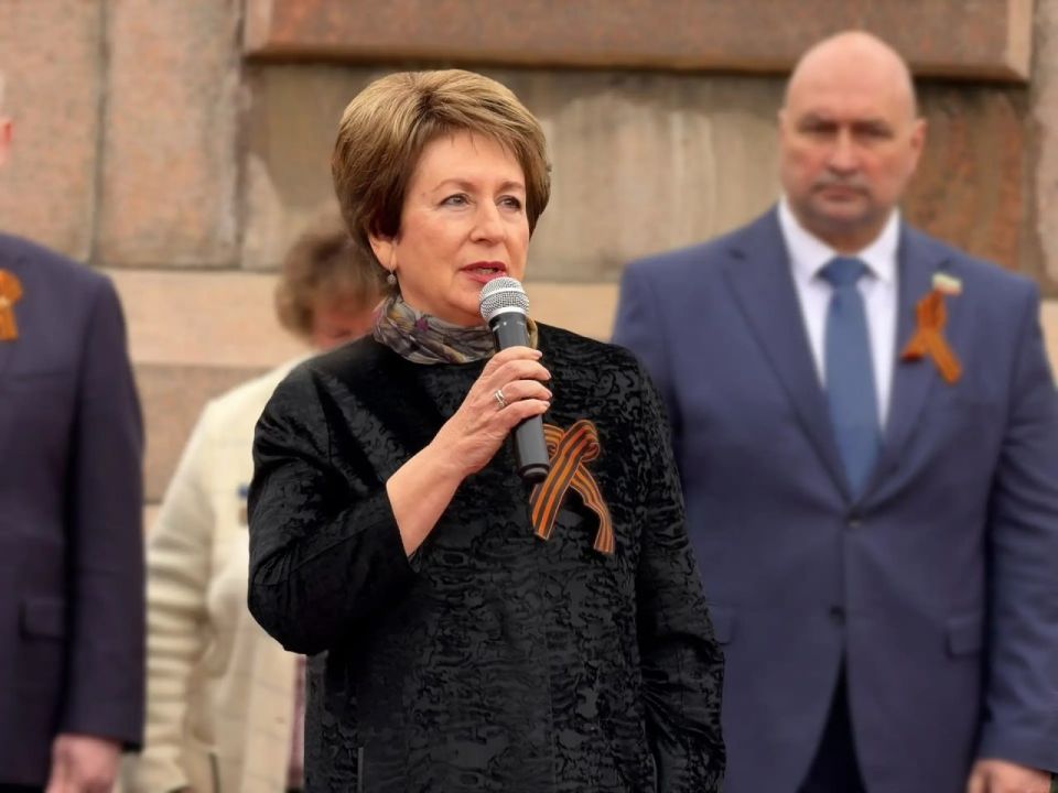 Екатерина Алтабаева: Сегодня приняла участие в торжественной церемонии захоронения останков наших бойцов на Братском кладбище Великой Отечественной войны на Дергачах Екатерина Алтабаева: Сегодня приняла участие в торжественной церемонии захоронения останков наших бойцов на Братском кладбище Великой Отечественной войны на Дергачах