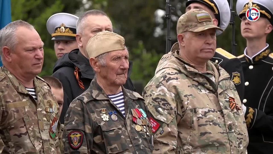 Поисковики круглый год возвращают имена защитников Севастополя «Каждый год думаешь: ну вот, проводили последних... Но поисковики находят всё новых и новых бойцов. В этом году разыскали ещё 143 человека. Бои за город были...